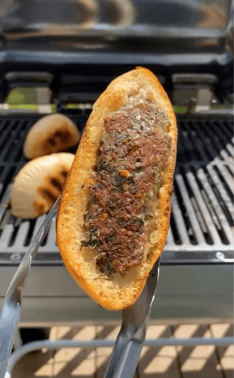 Arais Grilled Meat Stuffed Pita Bengingi